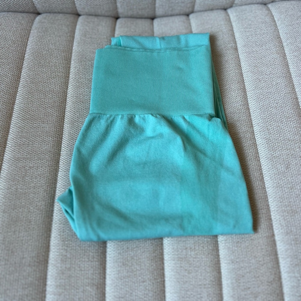 Teal High-Waisted Leggings
